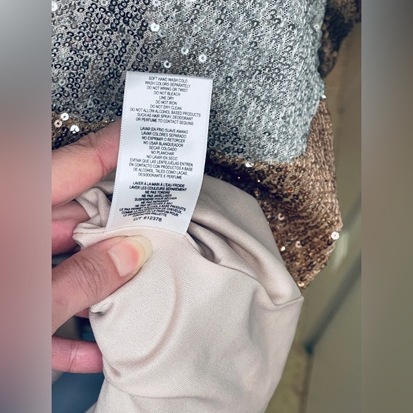 NWT. Maison Tara Color Blocked Sequin Midi Dress. Size 4. - Picture 10 of 10